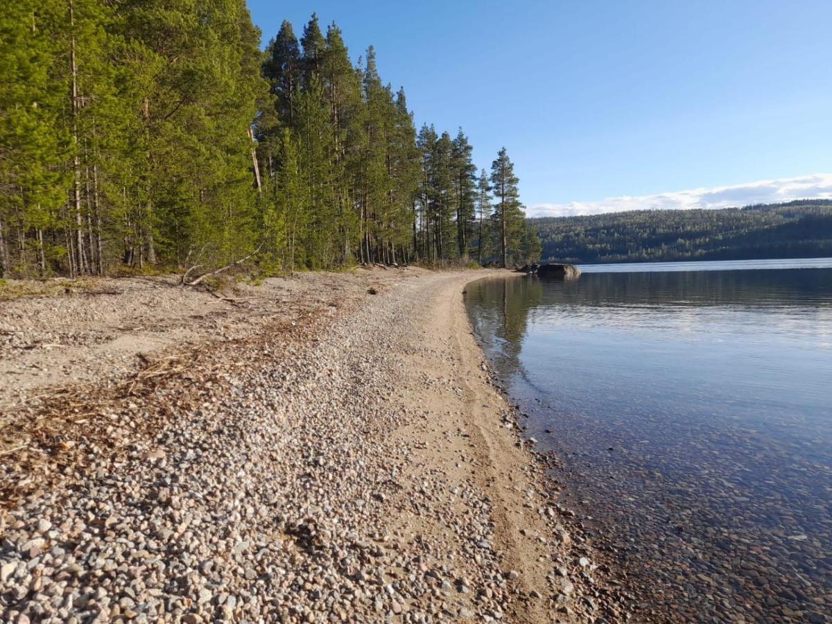 Summer Bedroom, Outside Toilet, Shower, Kitchen. 120 M From Sandbach. Bräcke Buitenkant foto